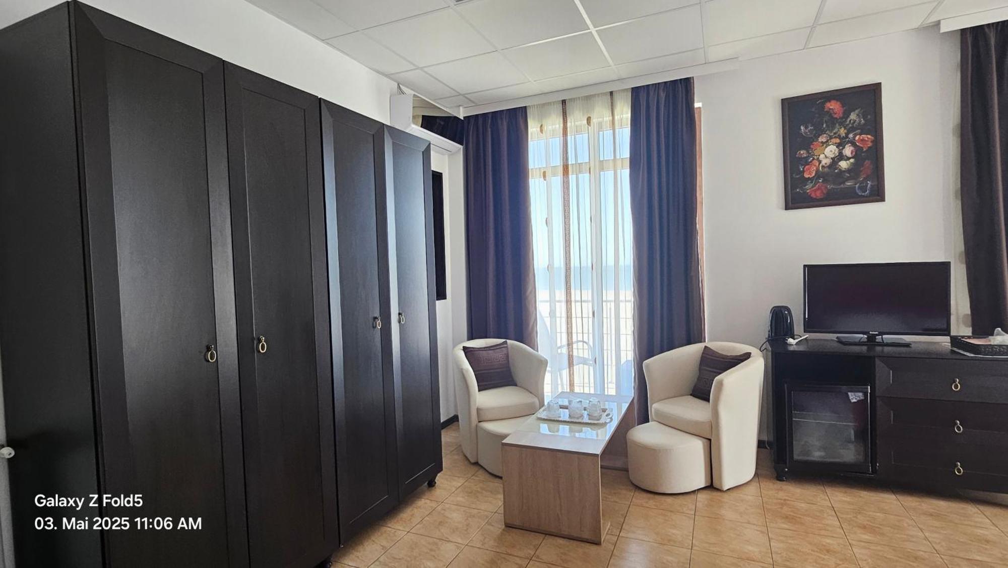Hotel Solea Beach Mamaia Exteriör bild