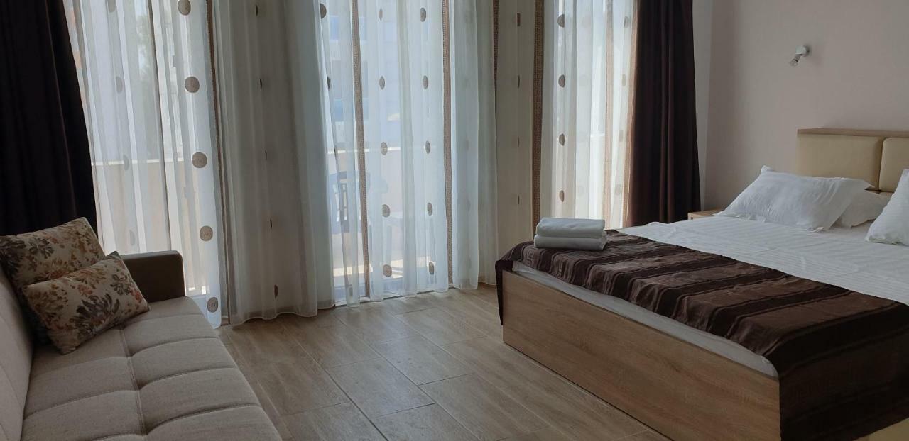 Hotel Solea Beach Mamaia Exteriör bild